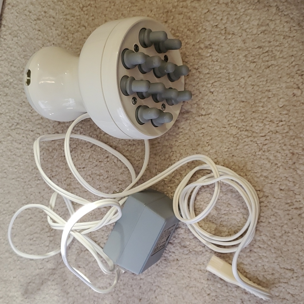 BaByliss massager. NWOB